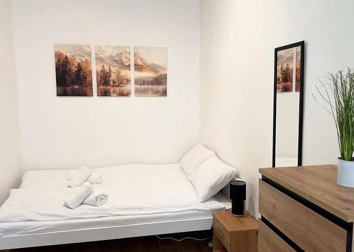 Kamienna Na Szlaku By Libertarent Kamienna Gora